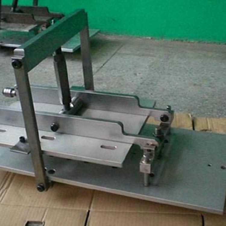 汽车模工装夹具批发零售一体