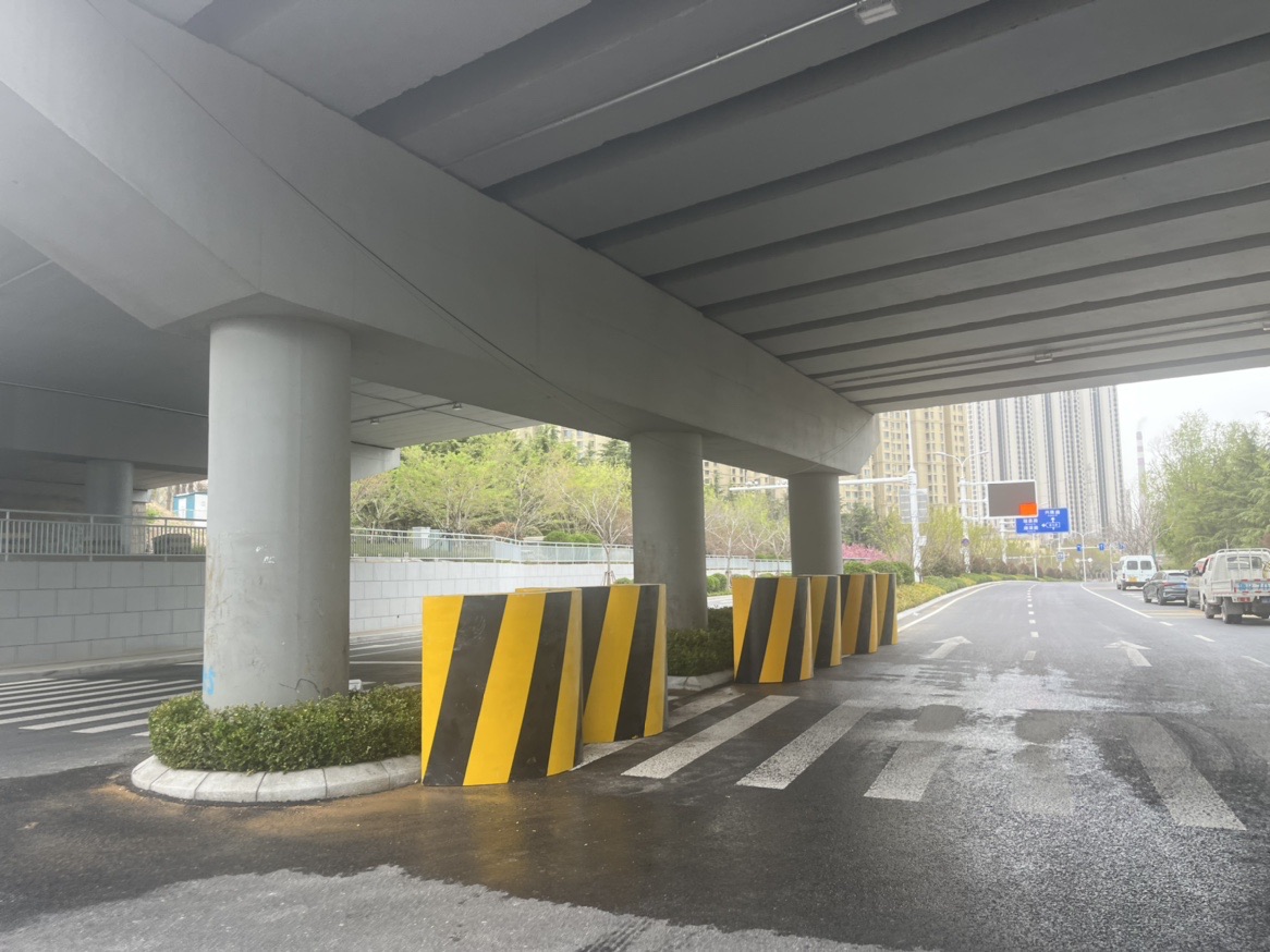 钢覆式复合材料桥墩桥梁水域防撞设施河道保护装置聚氨酯发泡