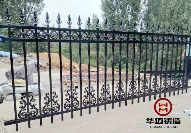 定制各尺寸铸铁围栏-华迈铸造