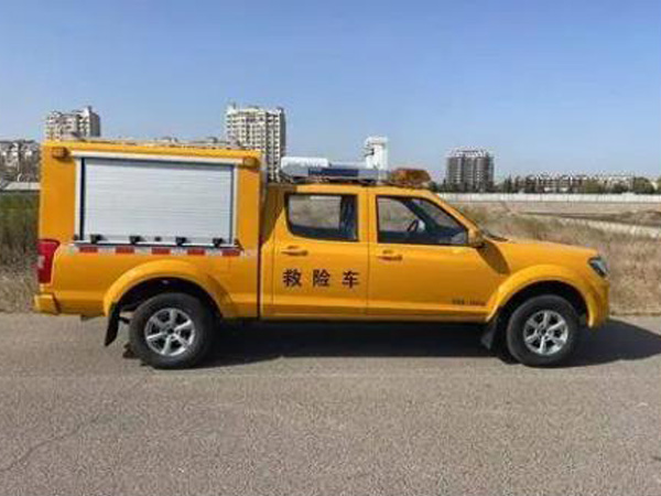 应急抢险车