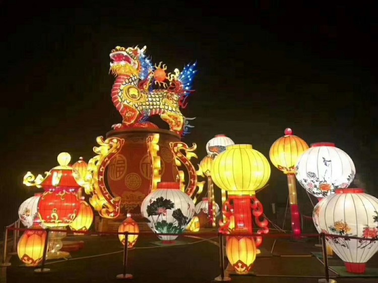 龙兴纪元按需定制各种规格花灯 彩灯全国发货