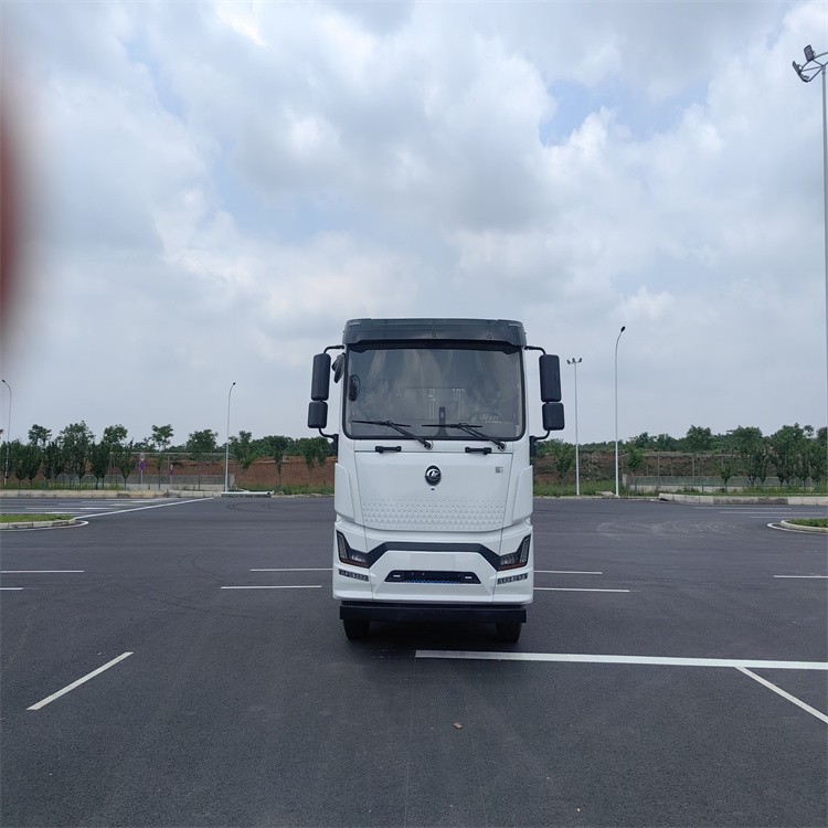 5.3方纯电动压缩垃圾车 环保绿牌 C照可开 箱体电泳 经久耐用