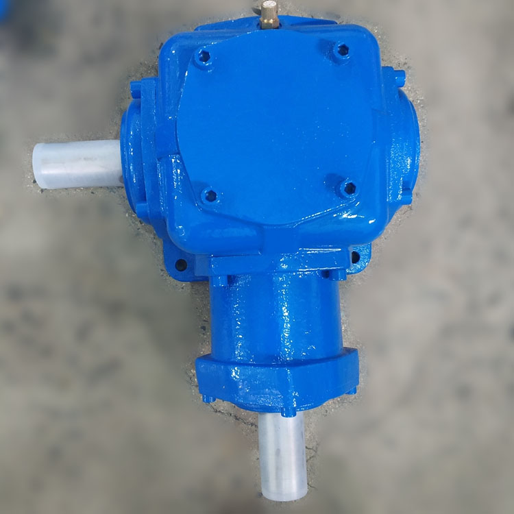 T4转向箱精密换向器 90度锥齿轮箱减速机 T型螺旋伞齿轮转角箱
