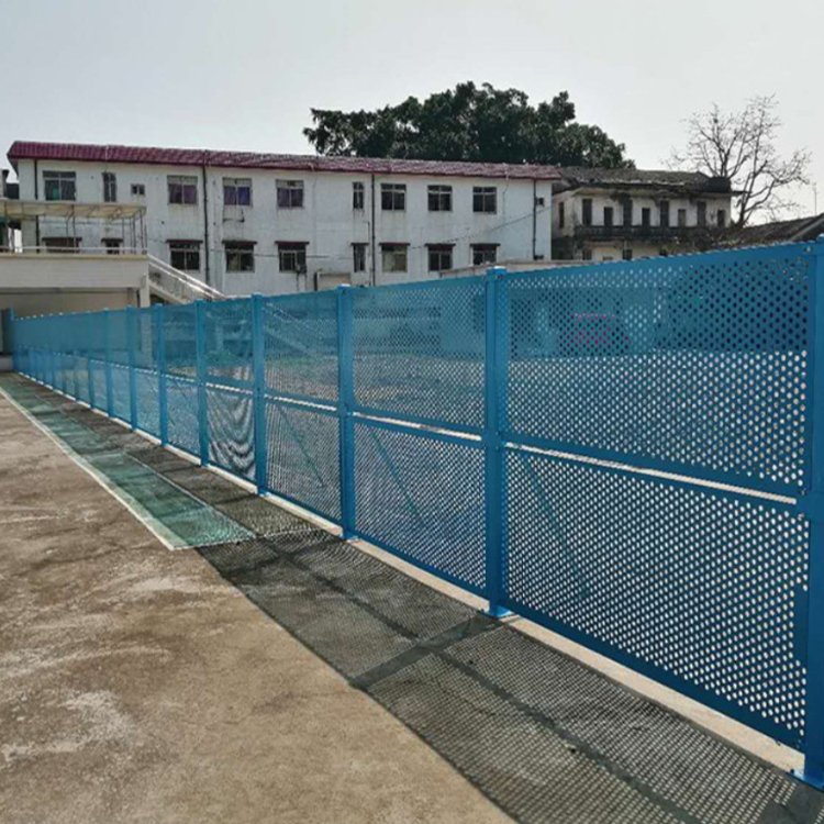 定制冲孔围挡板 建筑施工安全防护冲孔板护栏 沿海防风镀锌冲孔围挡