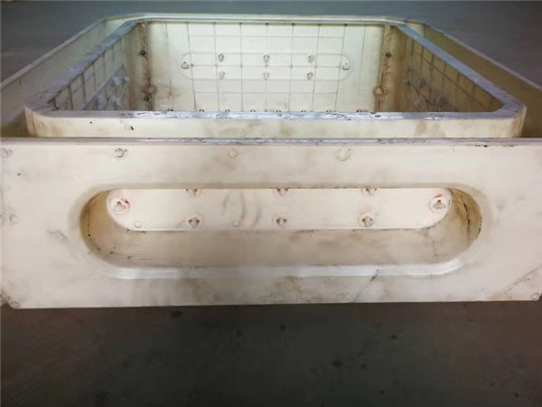 广州美城生态框模具 源头厂家 公路防撞护栏塑料模具 水泥防撞墙模具