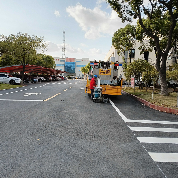 热熔标线施工 耐磨耗道路划线 常温冷漆标线
