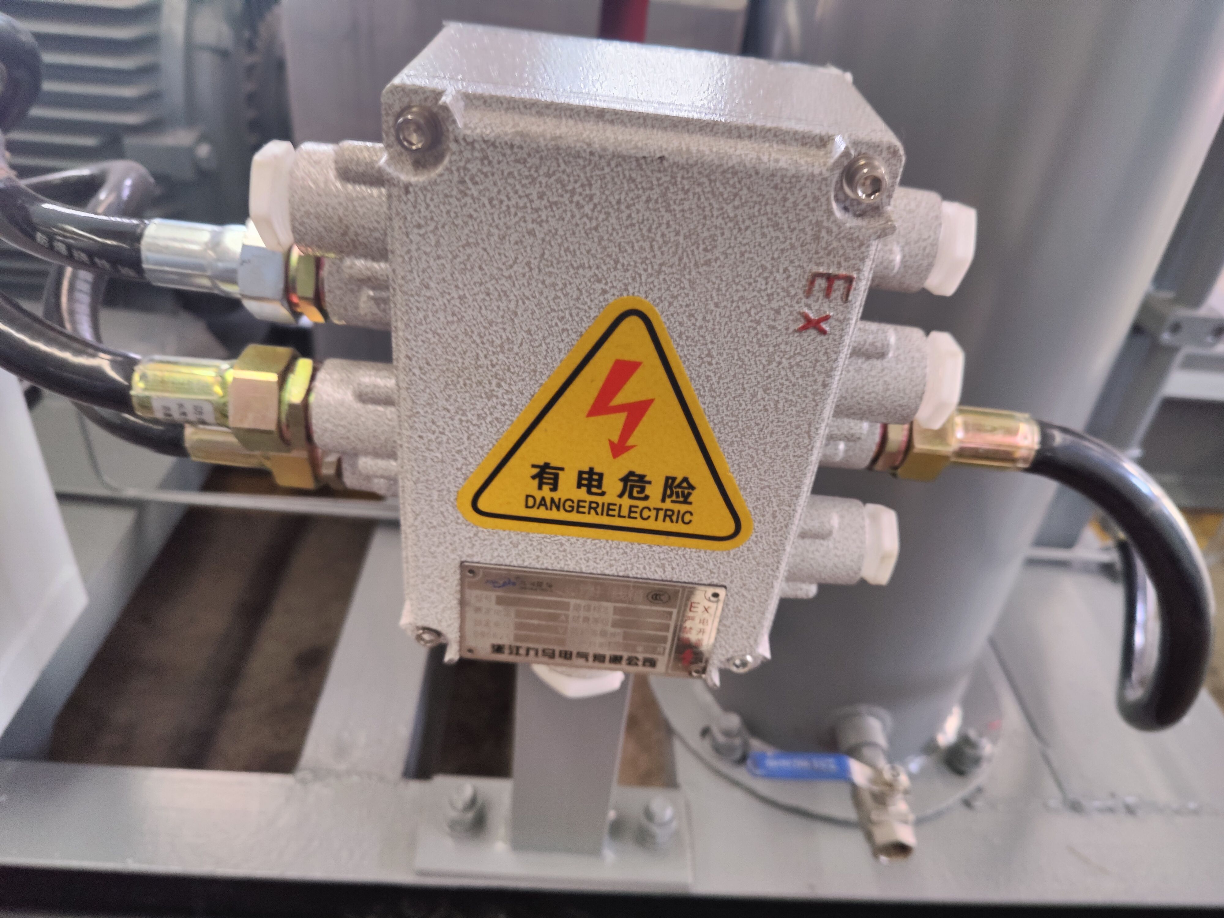 性能 技术 优秀品质 卸氨/回收/增压 运转灵活 安吉利 氨气压缩机 无油往复活塞式 经久耐用