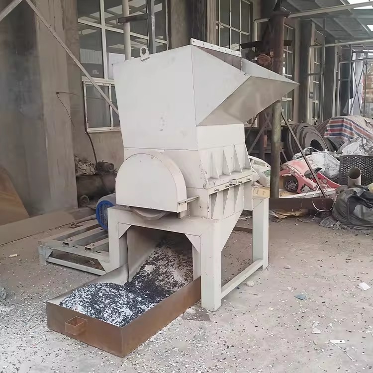 强力工业塑料粉碎机塑料桶旧衣服布料机边水果筐编织袋橡胶破碎机