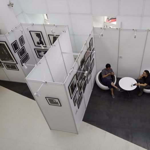 北京书画摄影作品背板布置，画展背板布置，展览会议房间背景板搭建租赁