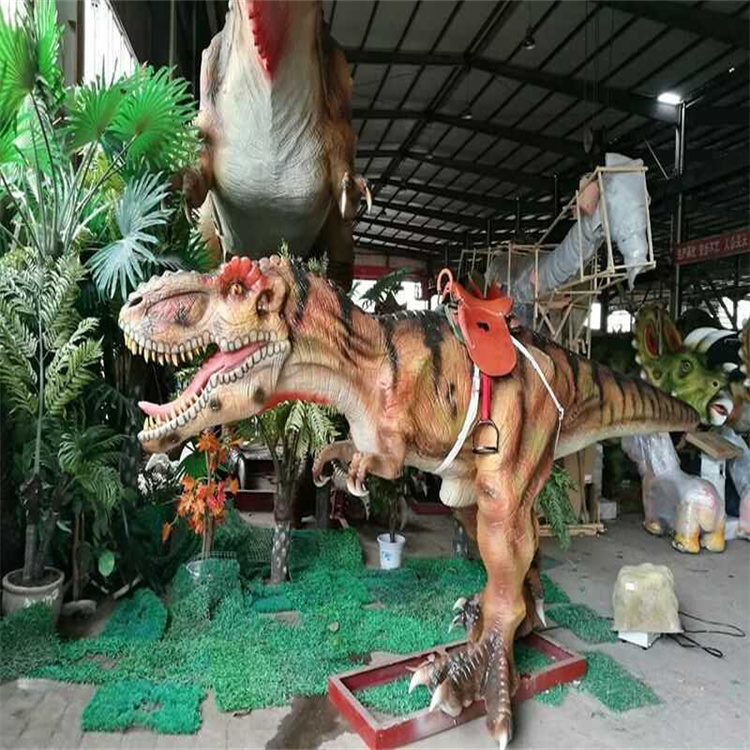 大型恐龙模型选材严格