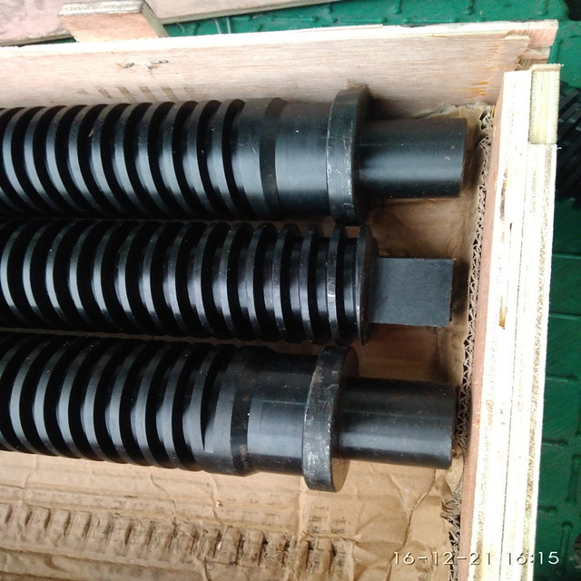 厂家批发订做加工TR508梯形丝杆配锡青铜螺母表面高频硬度40HCR以上防锈发黑处理