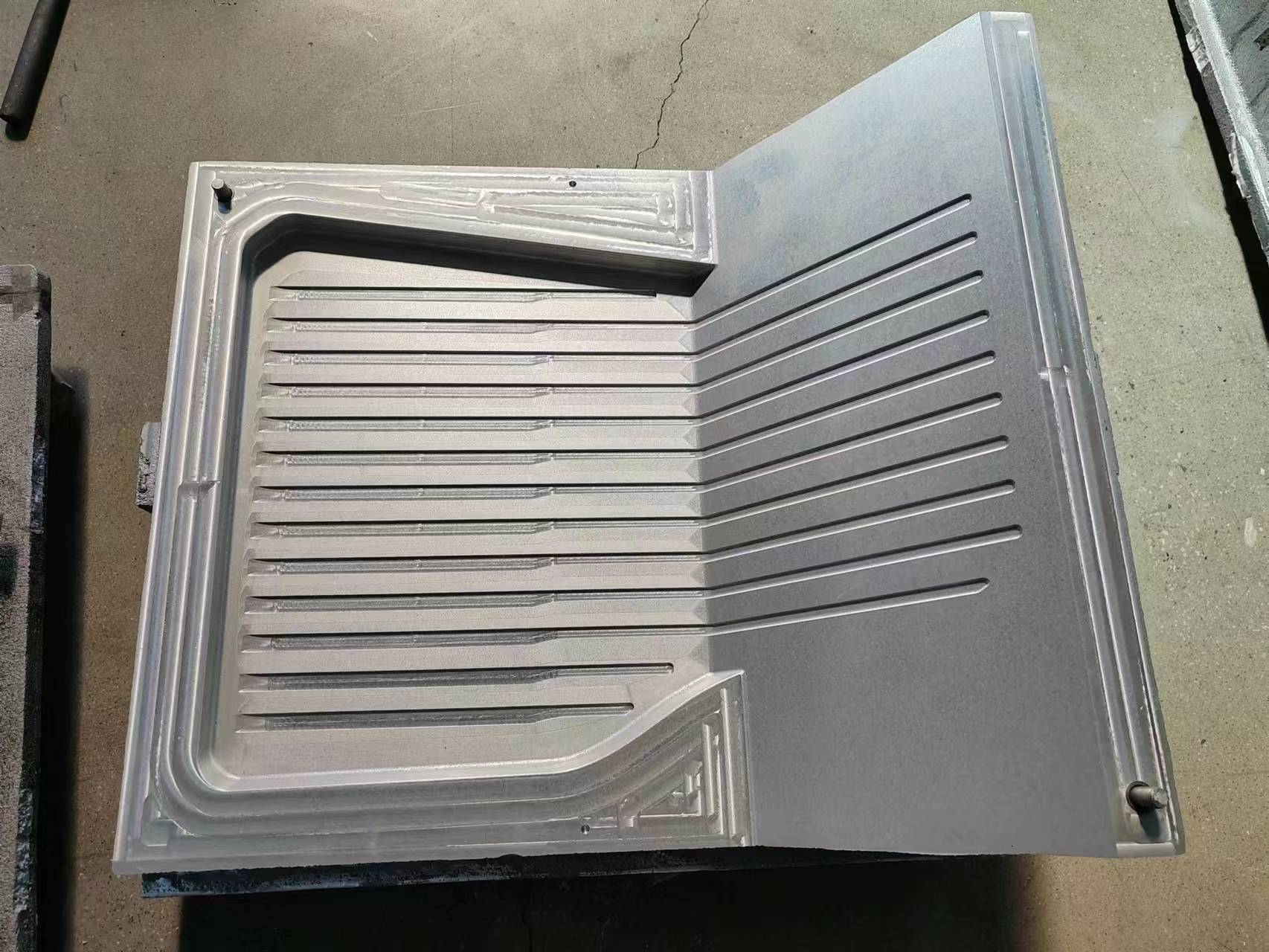 翻砂铸造铝件 脚垫模具 铸造模具 浇铸模具 注塑模具来图