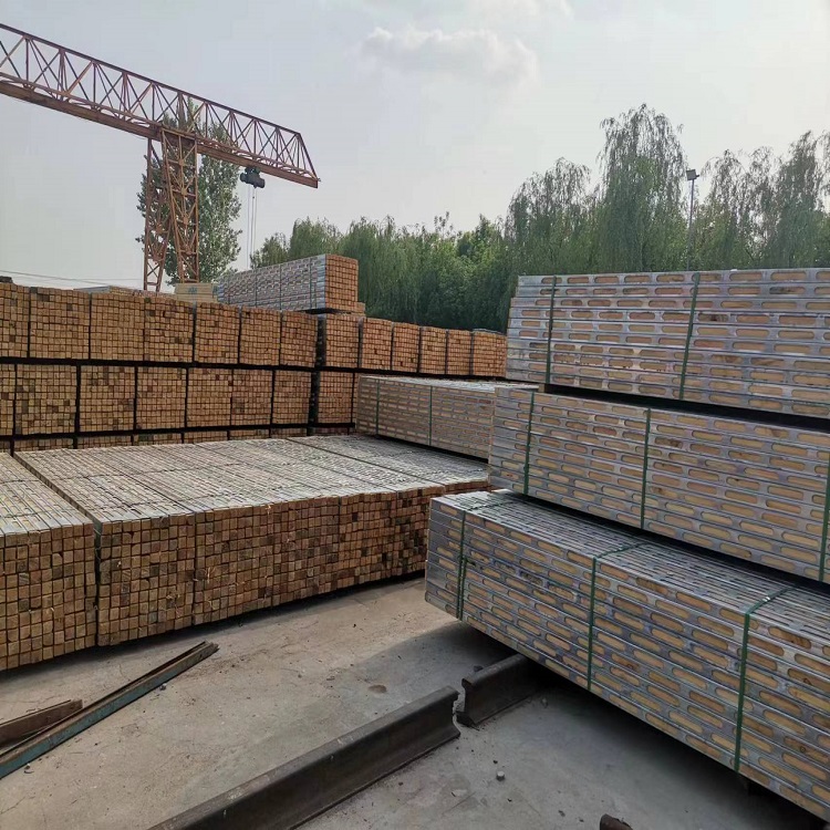 中佑 钢包木+钢背楞 施工效率更高节约成本 缩短工期