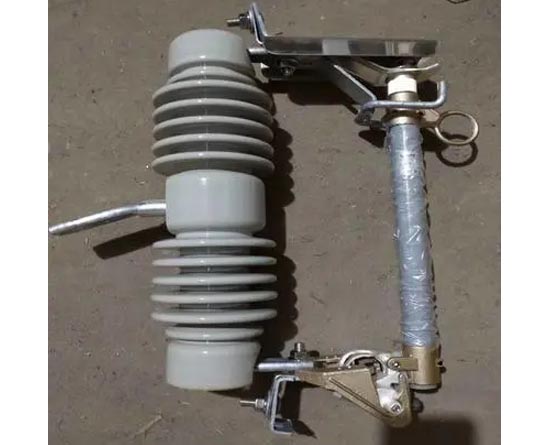 HRW12-10-200A跌落式熔断器