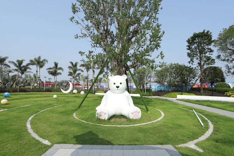 龙兴纪元按需定制各种规格玻璃钢雕塑 景观雕塑产品全国发货