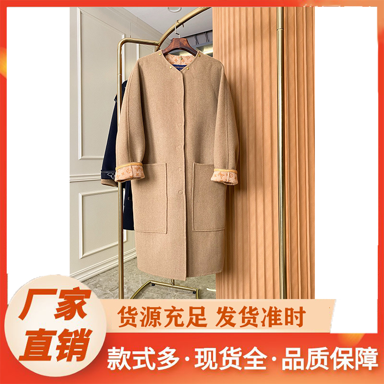 风衣厂家 品牌女装批发 长款长袖女式风衣 厂家现货