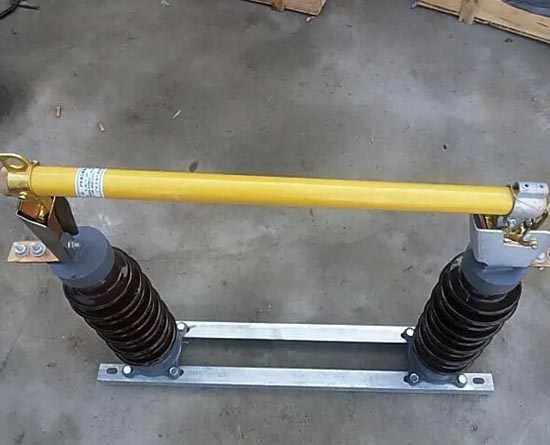 RW3-10-200A跌落式熔断器