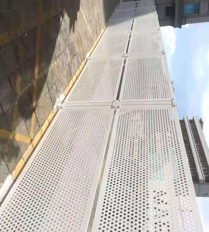 建筑工地冲孔围挡 睿之特生产厂家道路施工隔离栏  实体厂家