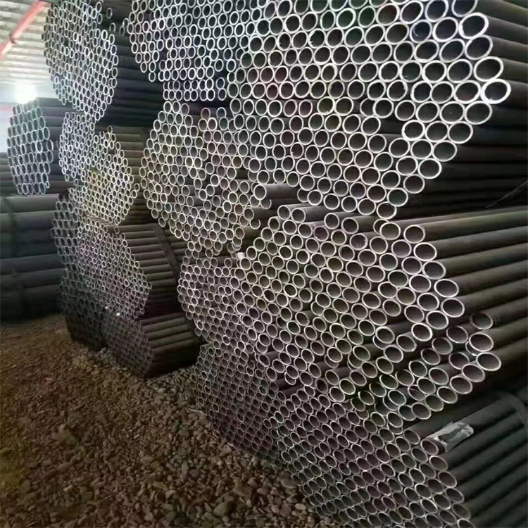 合金管无缝钢管热轧加工制造石油套管规格齐全