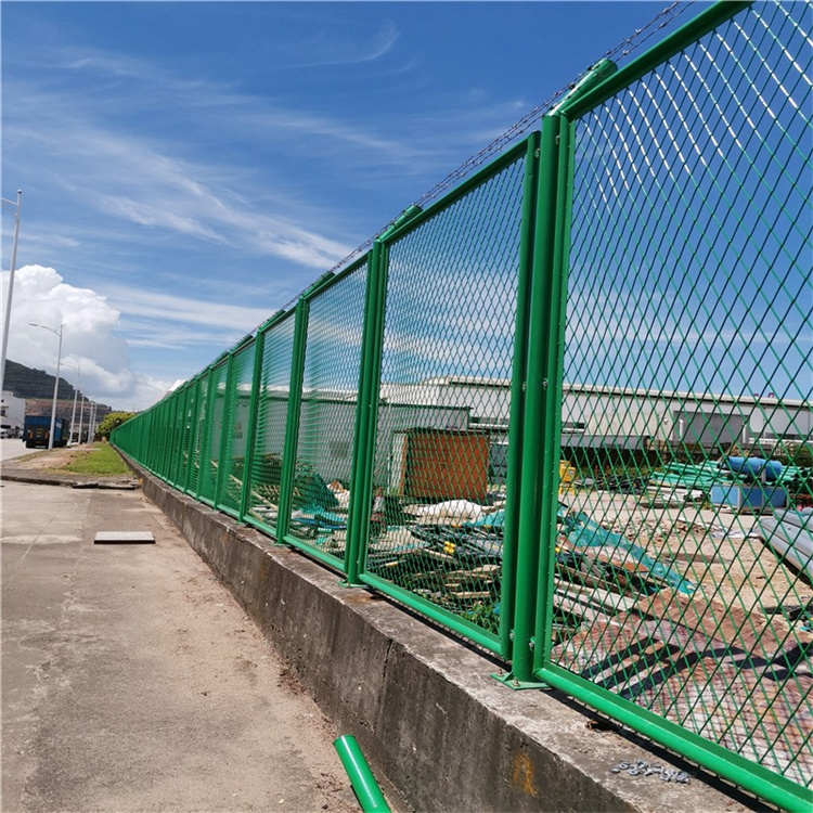 1.2*1.8米施工防坠网 工地建筑爬架网 建筑外墙高层防护钢板网 鹏方
