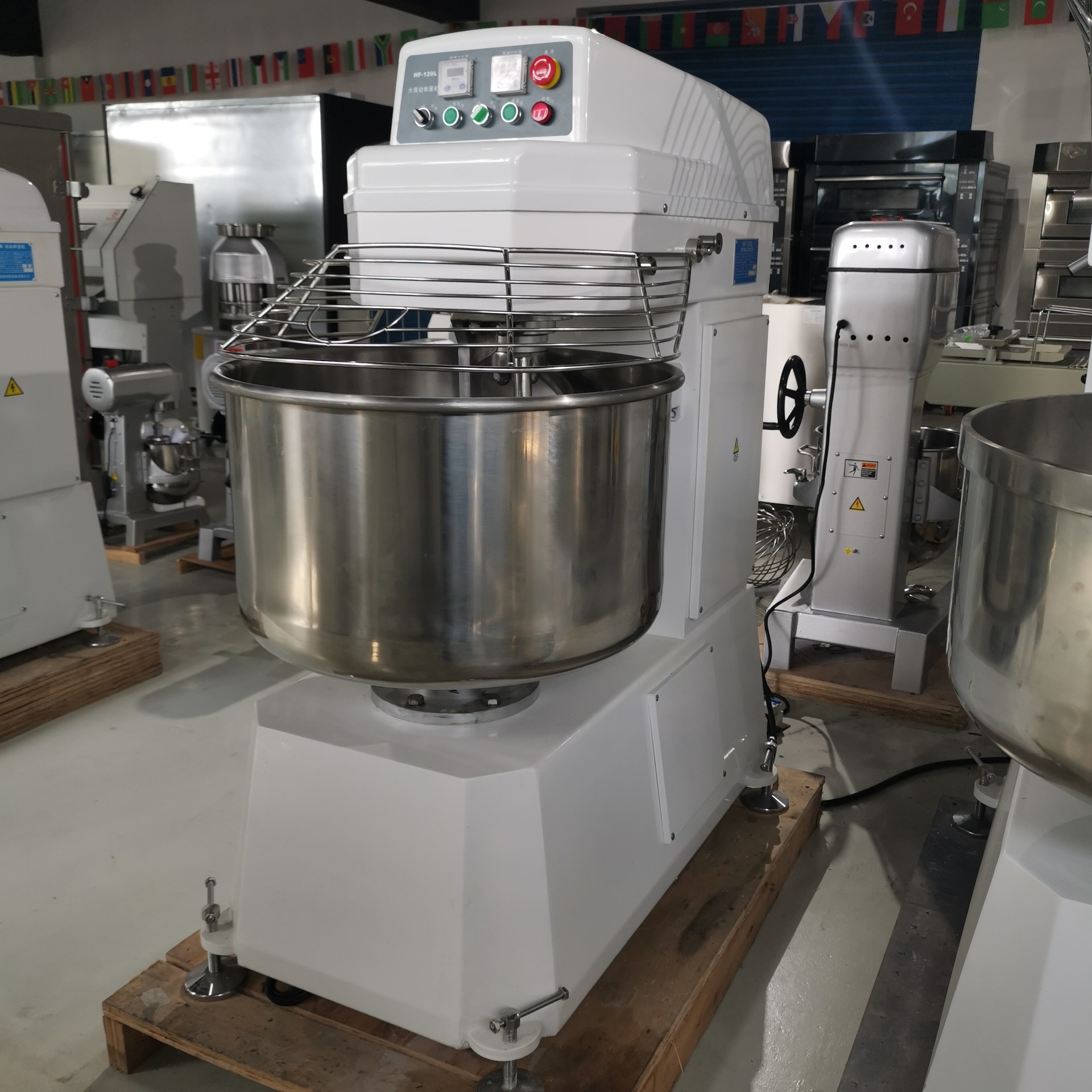 商用大型和面机立式 120升双速双动揉面机 两包粉和面设备