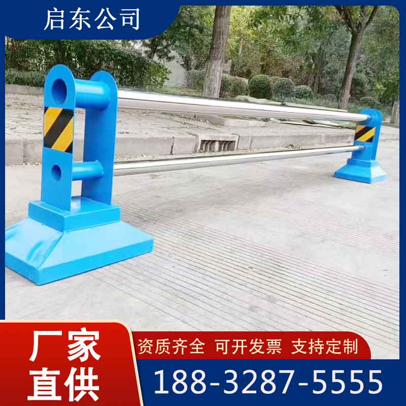 加厚人行道机非隔离护栏 一代不锈钢复合管栏杆 三代非机动车分隔栏
