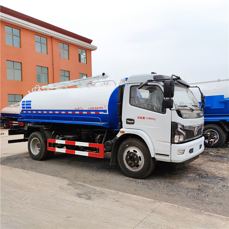 小型吸污吸粪车、12立方吸粪车、大型吸粪车、小型5吨吸粪车、大型吸粪车厂家
