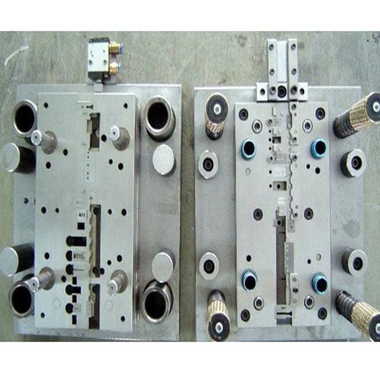 .级进模具厂家加工定制