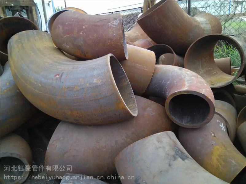 无缝弯头