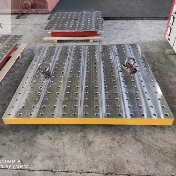 新型三维焊接平台 多孔焊接平台 柔性焊接工作台专业制造商泊头亮健机械