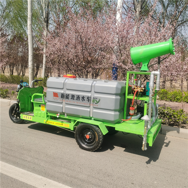 电动四轮雾炮洒水车 电动洒水车 电动四轮洒水车