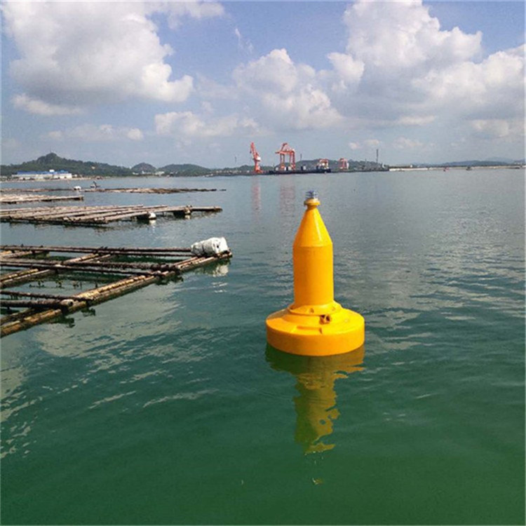 lldpe聚乙烯浮标 柏泰滚塑加工各种水上航标