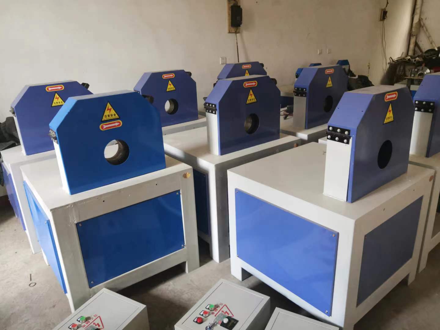 弯管抛光机 方管除锈抛光设备 卧式圆棒抛光除锈机