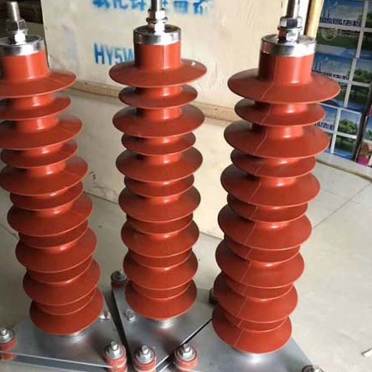 输变电线路用氧化锌避雷器.