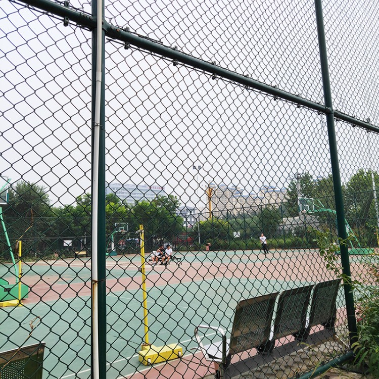 户外体育场防护网 勾花网护栏学校球场护栏网