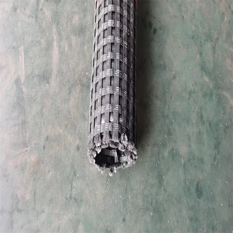 经编涤纶土工格栅