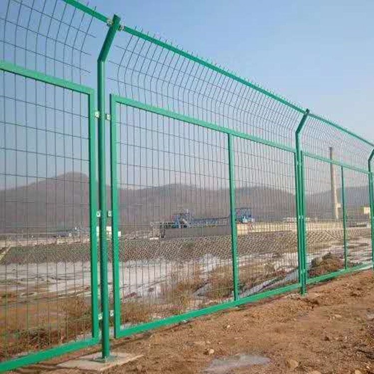 桥梁护栏网天桥双边丝隔离栏高速公路防眩网菱形绿色园区网