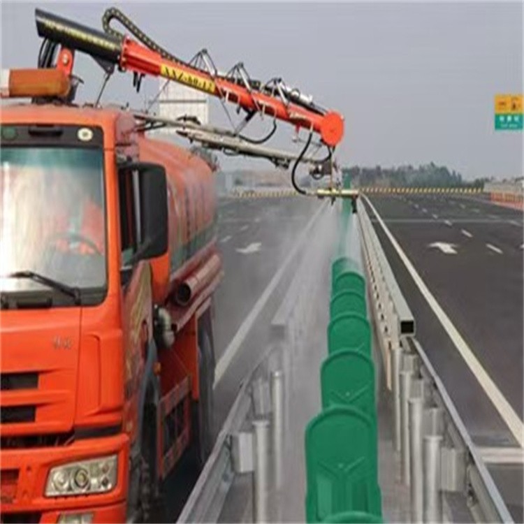 强力清洗 东风5方光伏清洗车 源头厂家可定制 隔音屏清扫