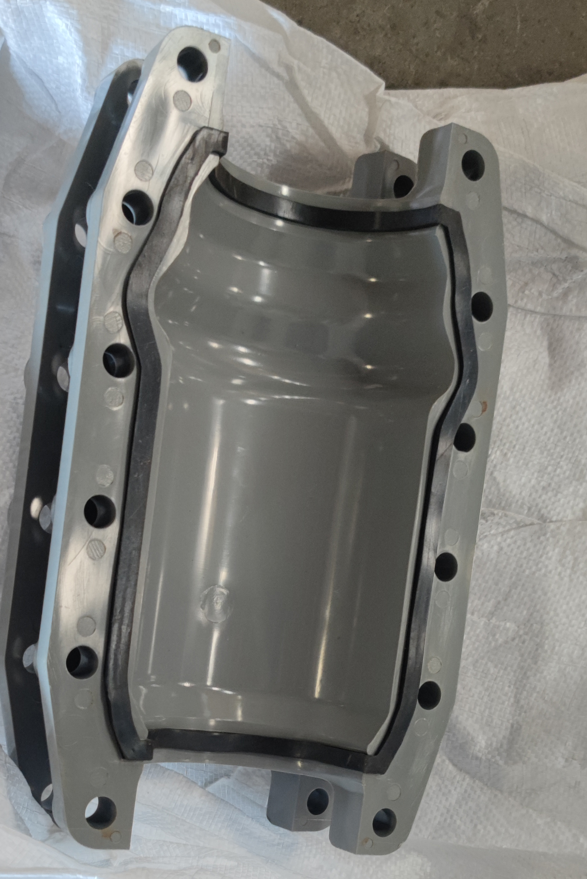 UPVC管灰色哈夫节110抢修节90pvc堵漏器160快接200抱箍250