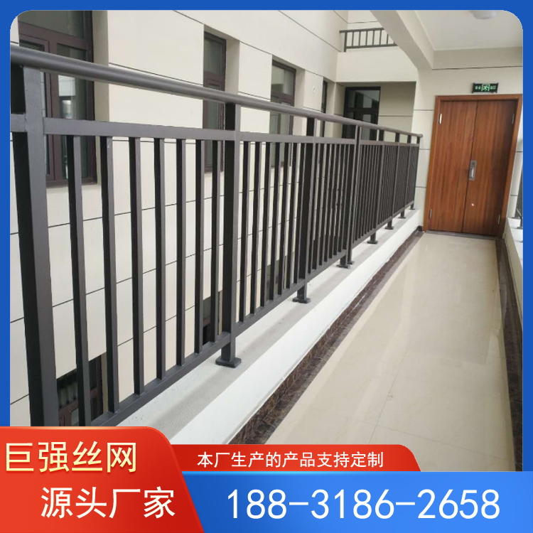 别墅铁艺护栏  小区围墙护栏   阳台护栏 巨强丝网