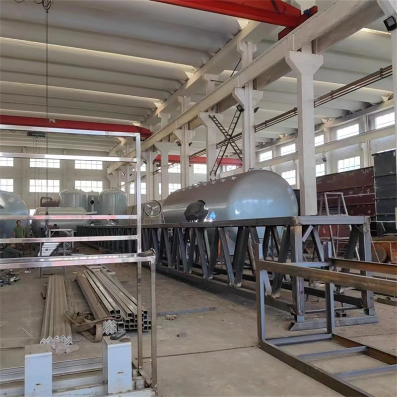 行车式刮泥机 污泥处理设备定制生产