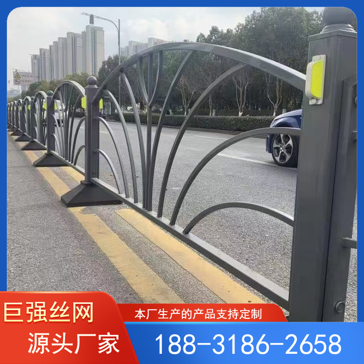 人行道路护栏  市政道路隔离护栏  城市交通护栏 巨强丝网