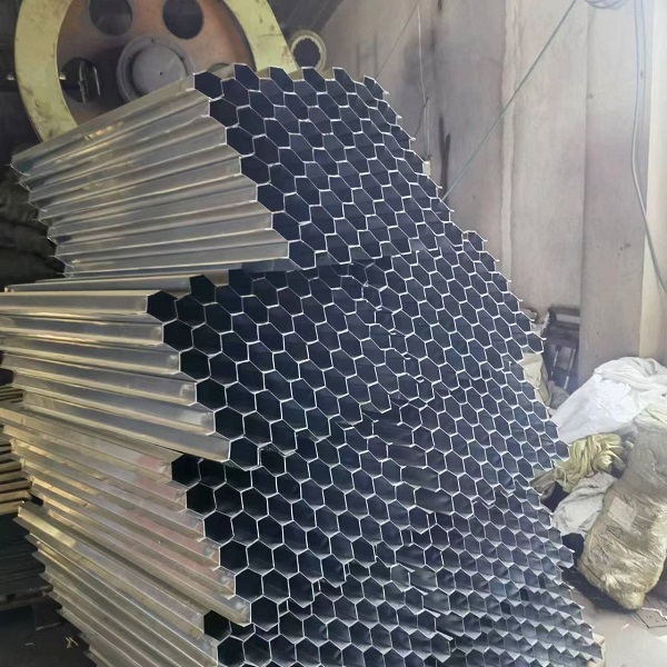 不锈钢蜂窝  型号齐全