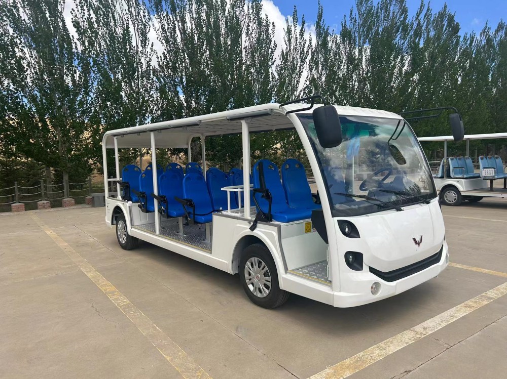 五菱19座燃油观光车L系列，旅游行业的“标配”