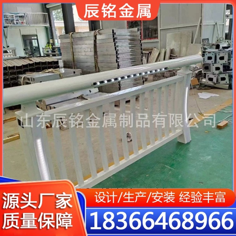 时尚灯光护栏 增添城市魅力灯光护栏