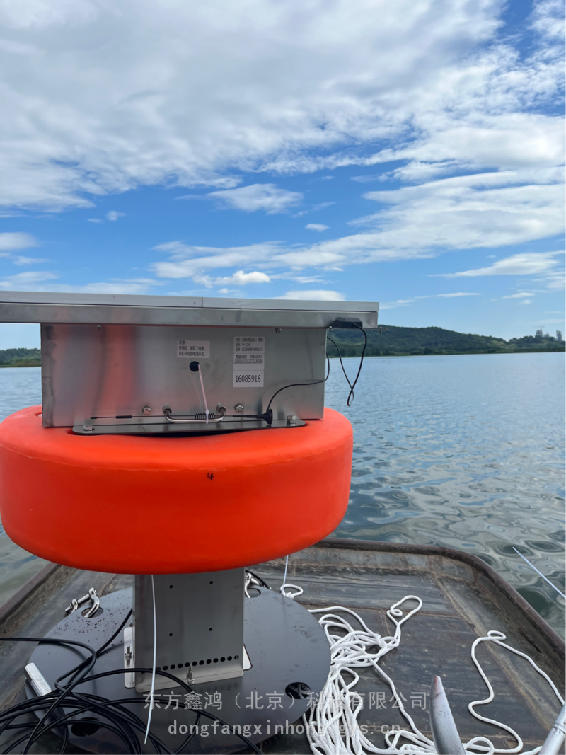 浮标式水质监测站 DF-FSZ 东方鑫鸿 PH 溶解氧 电导率 氨氮 浊度 COD