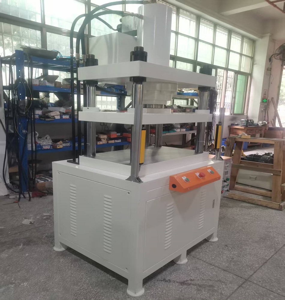 四柱式液压机 就找方天机械 源头厂家 品质可靠