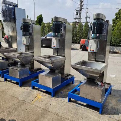 供应拖鞋料脱水机蓝桶料脱水机日杂料脱水机甩干机