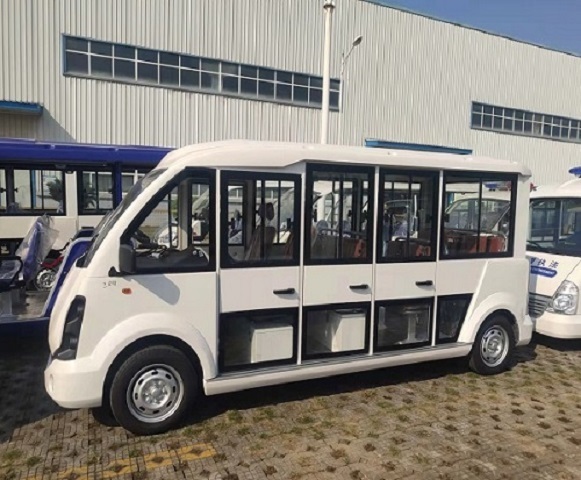 五菱封闭式电动观光车 五菱观光车 景区观光用车 带门游览车