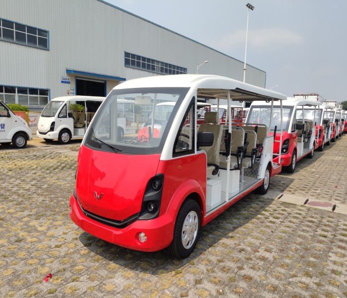 云南昆明11座五菱国宾车 旅游观光接驳接待专用车 高端大气 3、承载式车身，牢固度增加200%
